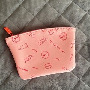 New 5/25💕cosmetic bag
